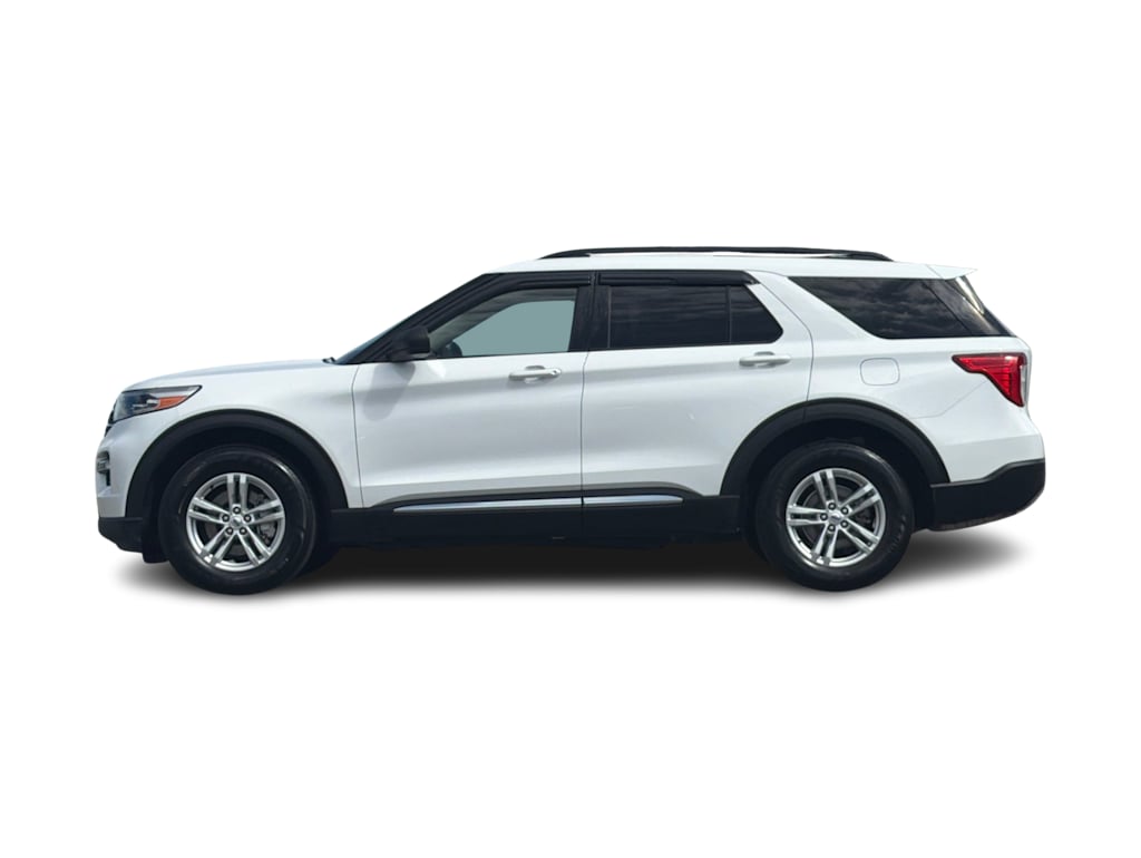 Thumbnail: 2022 Ford Explorer - 3