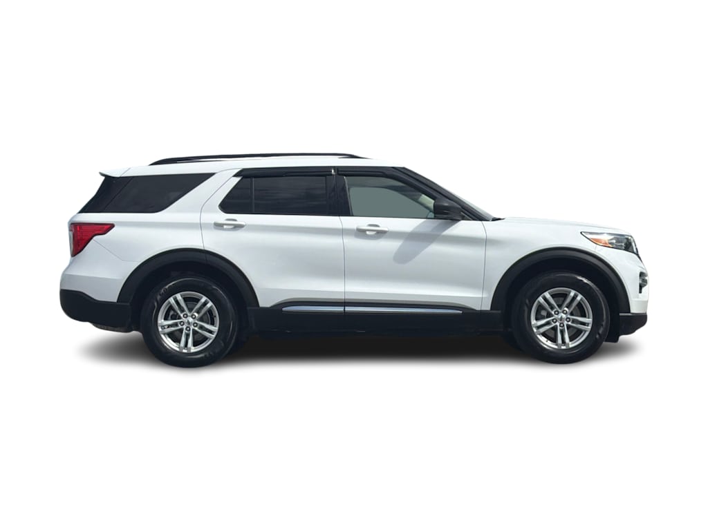 Thumbnail: 2022 Ford Explorer - 17