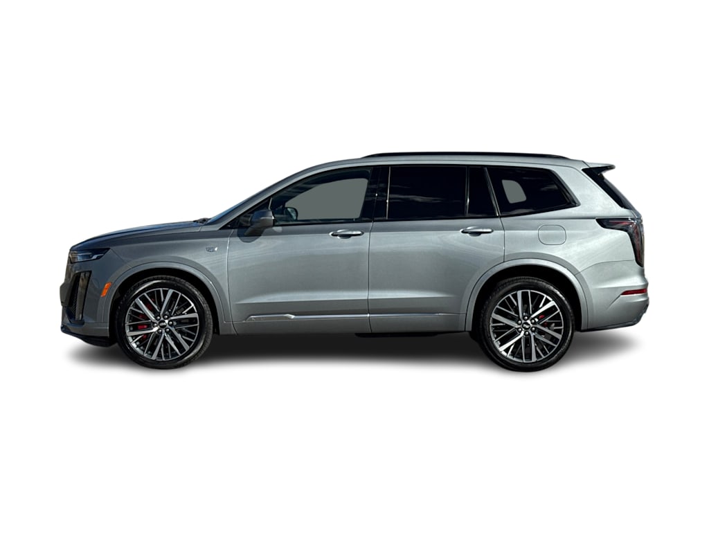 Thumbnail: 2023 Cadillac XT6 - 3