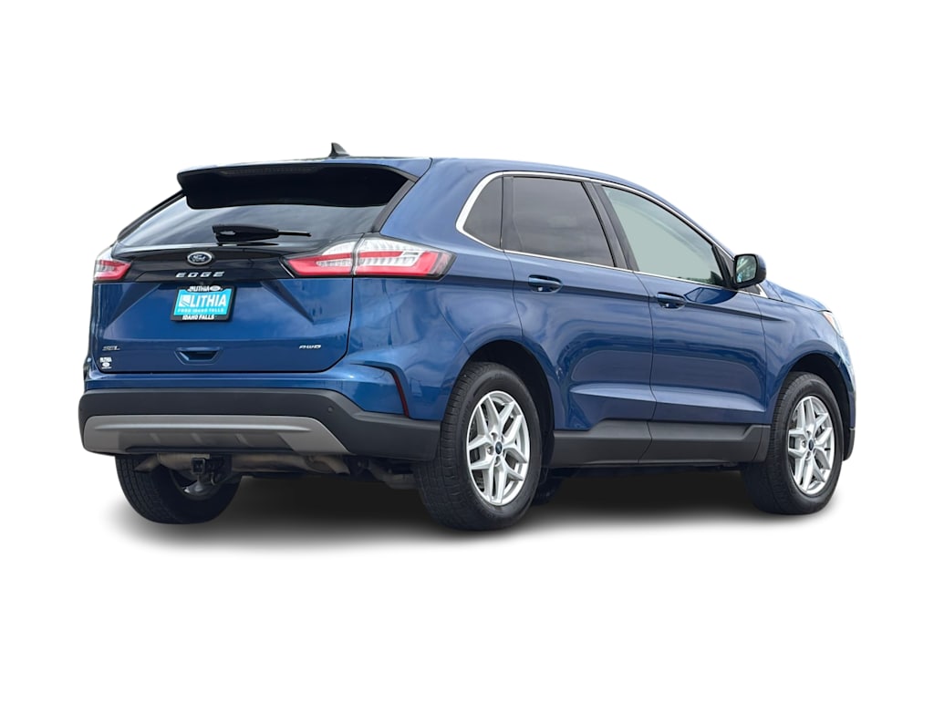 Thumbnail: 2021 Ford Edge - 16