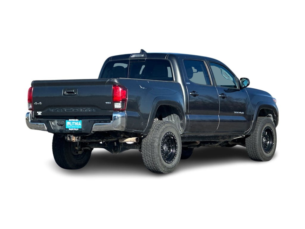 2019 Toyota Tacoma SR5 16
