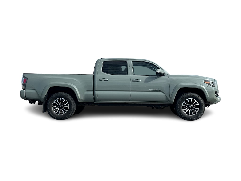 Thumbnail: 2022 Toyota Tacoma - 17