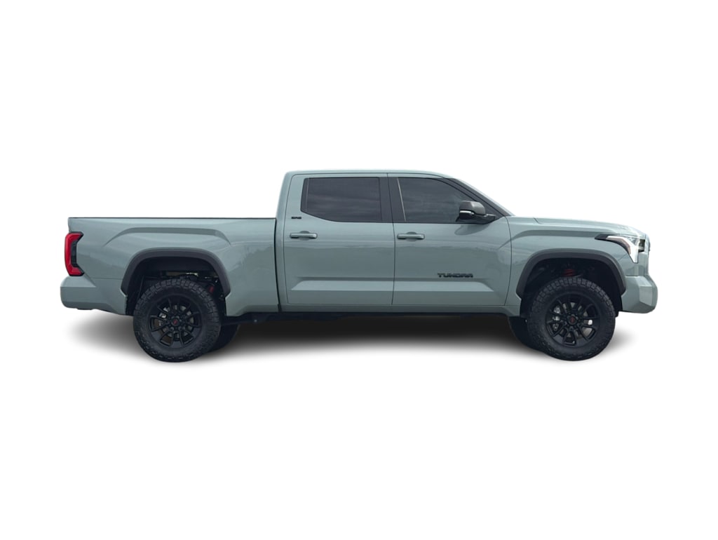 Thumbnail: 2024 Toyota Tundra - 18