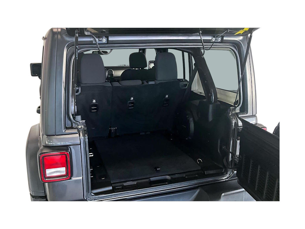 Thumbnail: 2018 Jeep Wrangler - 15