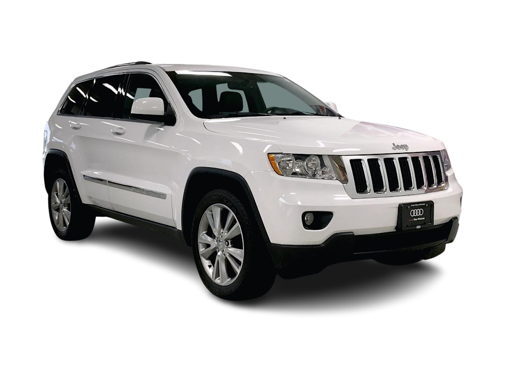 Thumbnail: 2013 Jeep Grand Cherokee - 20