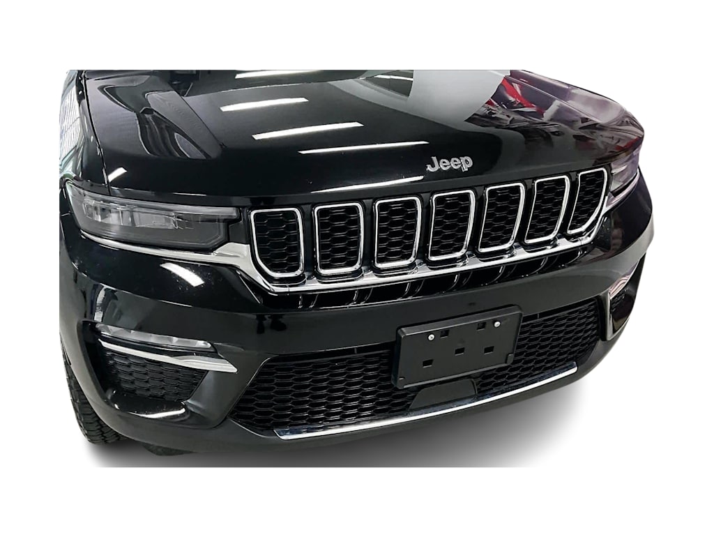 Thumbnail: 2022 Jeep Grand Cherokee - 28