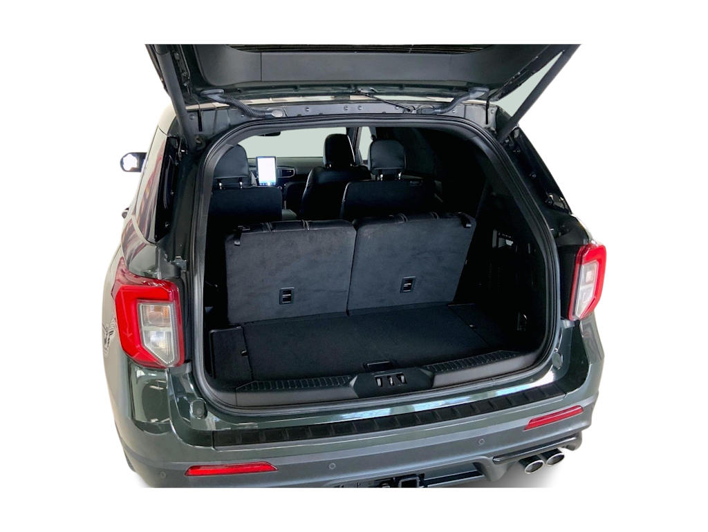 Thumbnail: 2022 Ford Explorer - 16