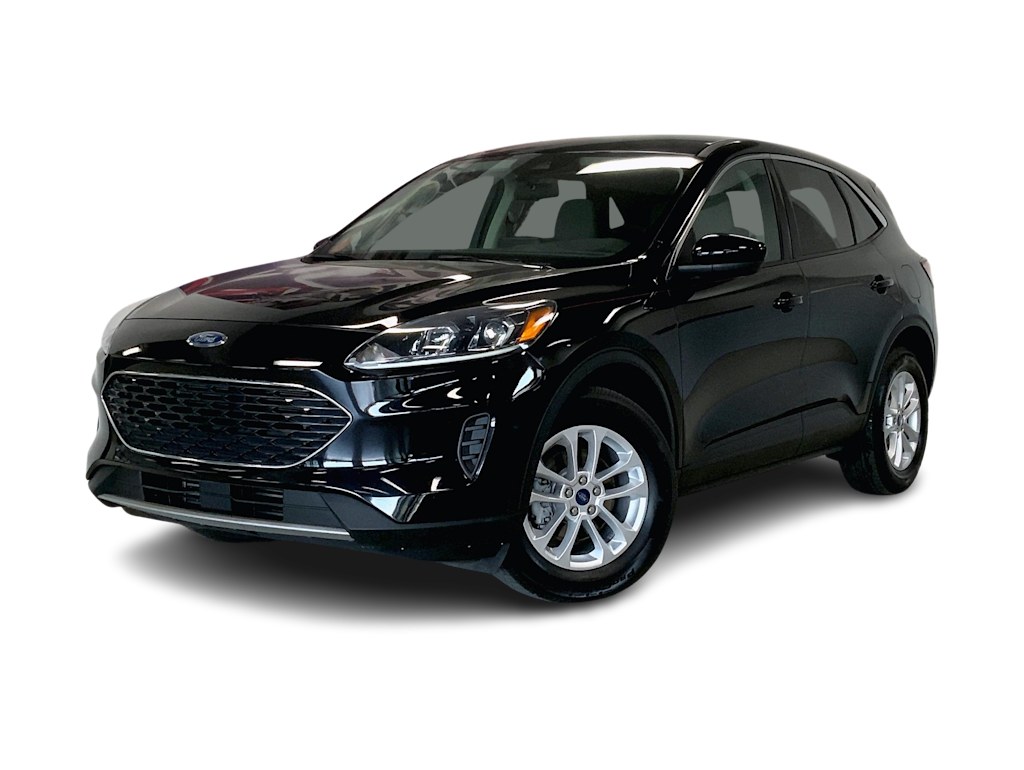 Used 2020 Ford Escape SE with VIN 1FMCU9G68LUC26831 for sale in Medford, OR