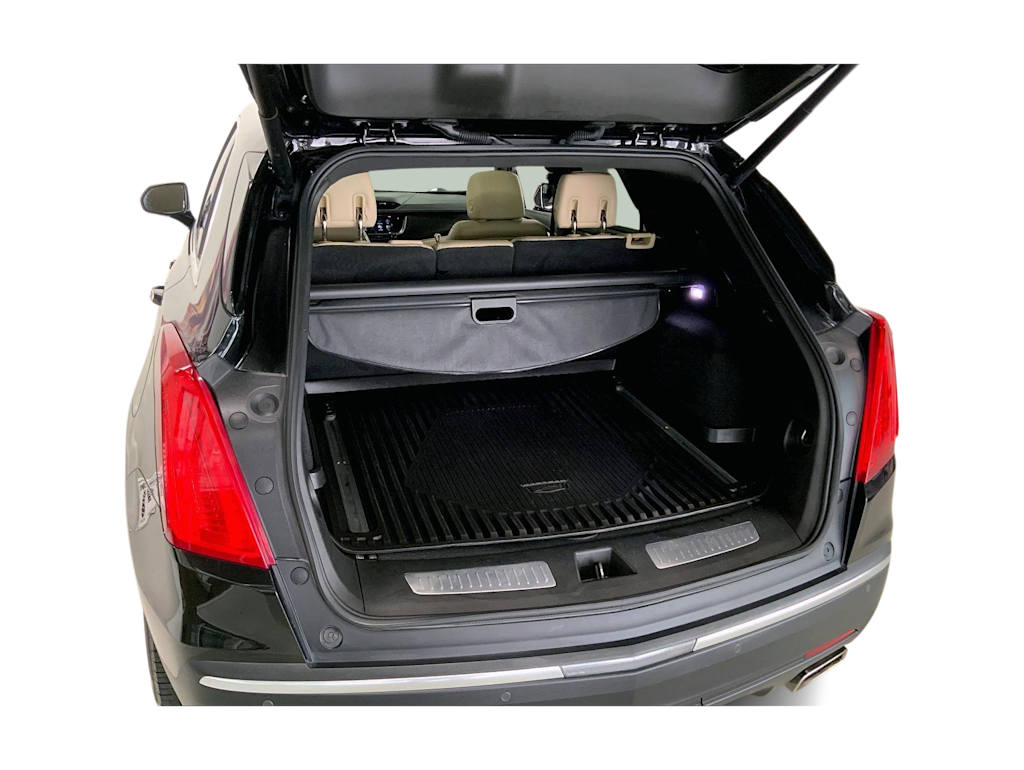 Thumbnail: 2019 Cadillac XT5 - 17