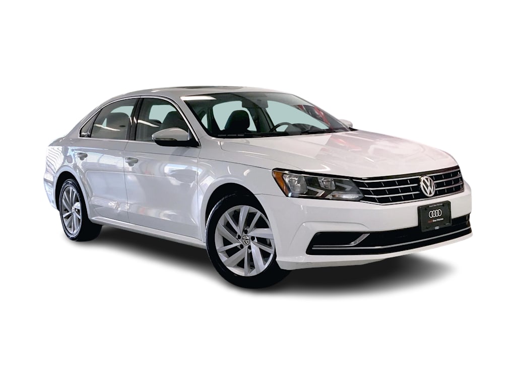 Thumbnail: 2018 Volkswagen Passat - 21