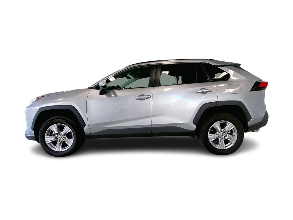 Thumbnail: 2022 Toyota RAV4 - 3
