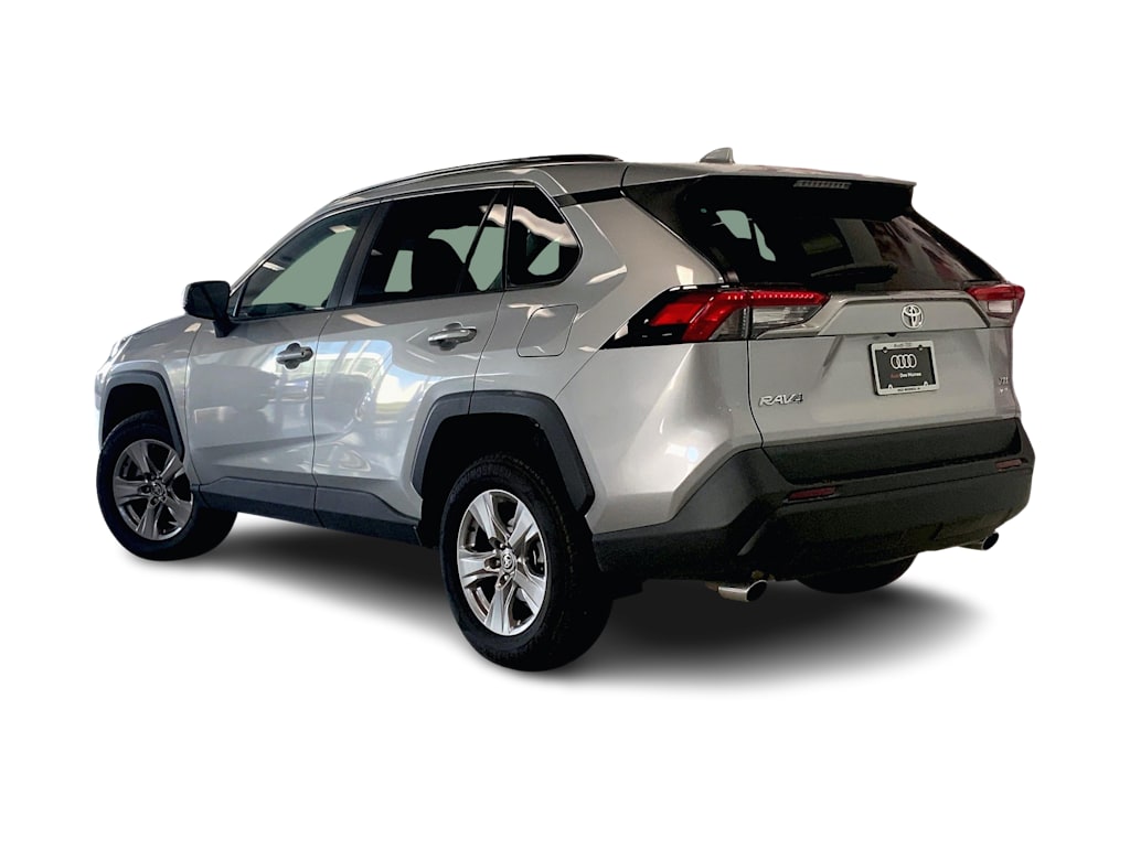 Thumbnail: 2022 Toyota RAV4 - 4