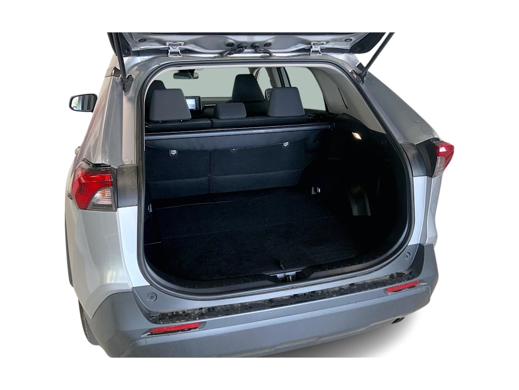 Thumbnail: 2022 Toyota RAV4 - 18