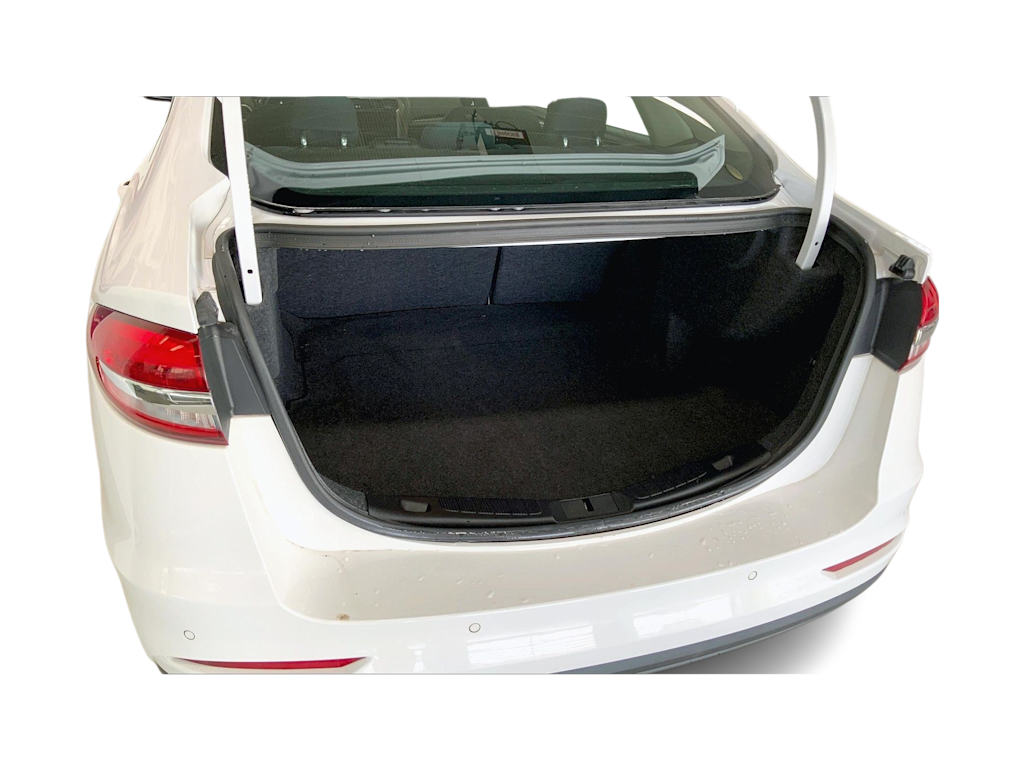 Thumbnail: 2019 Ford Fusion - 18