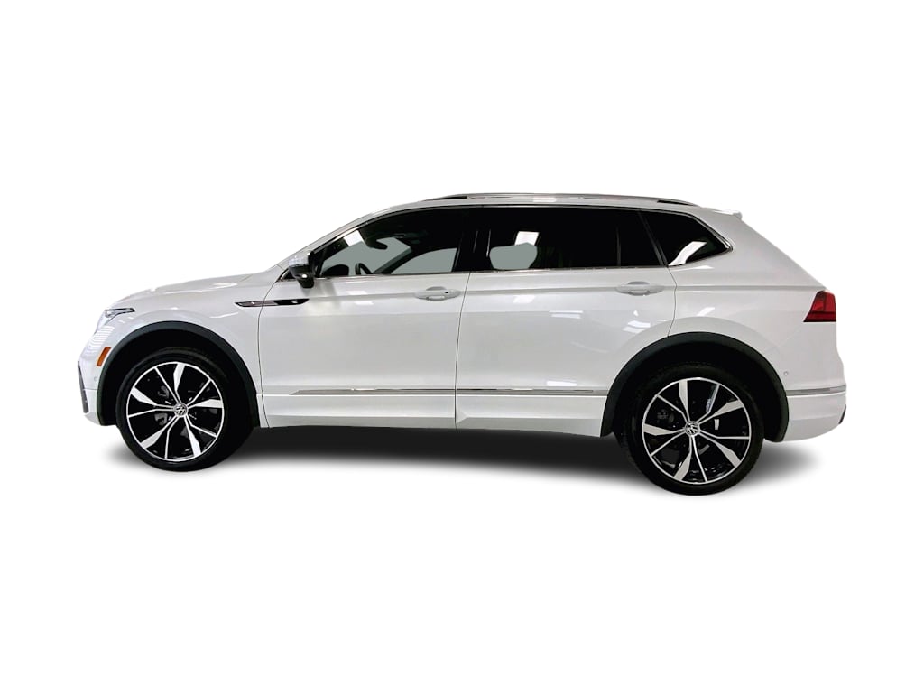 Thumbnail: 2022 Volkswagen Tiguan - 3