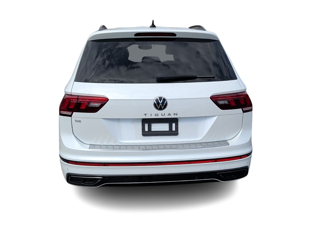 Thumbnail: 2023 Volkswagen Tiguan - 3