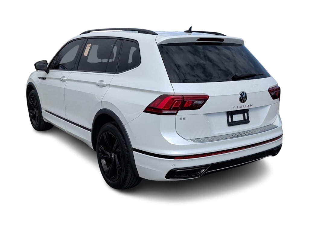 Thumbnail: 2023 Volkswagen Tiguan - 2