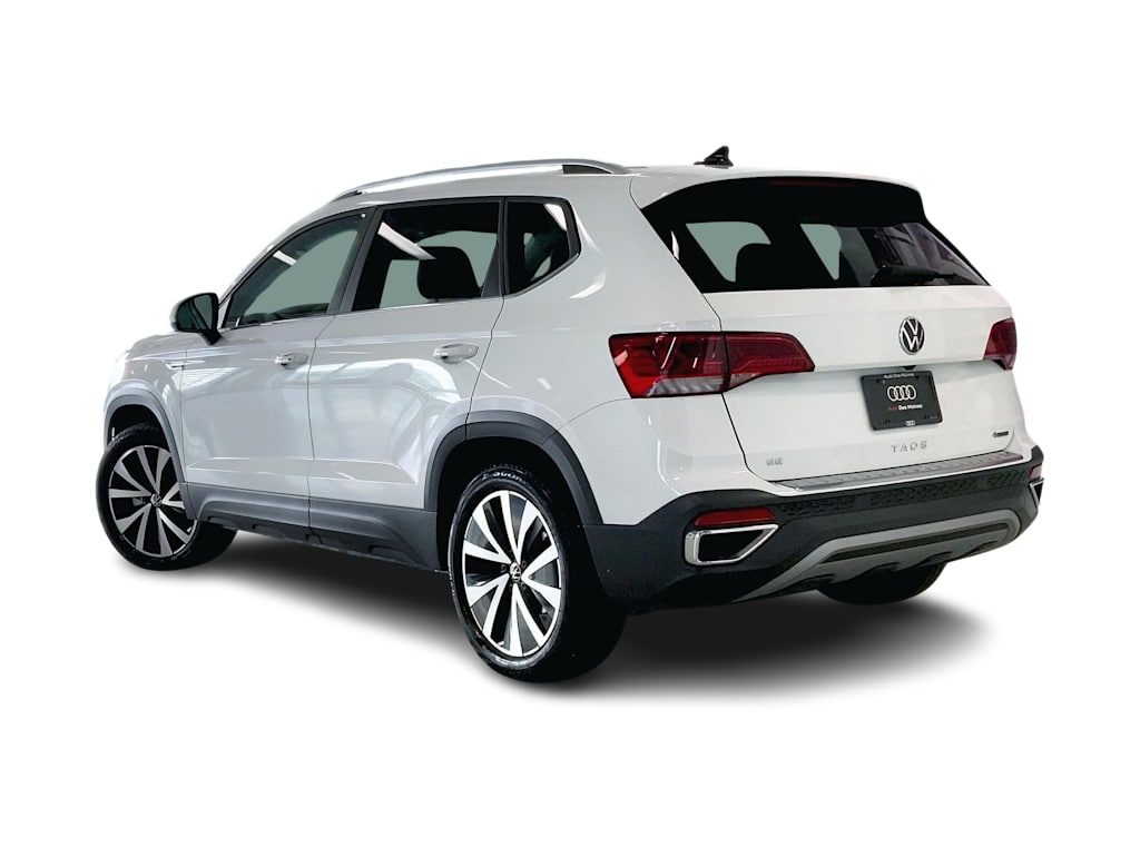 Thumbnail: 2023 Volkswagen Taos - 4