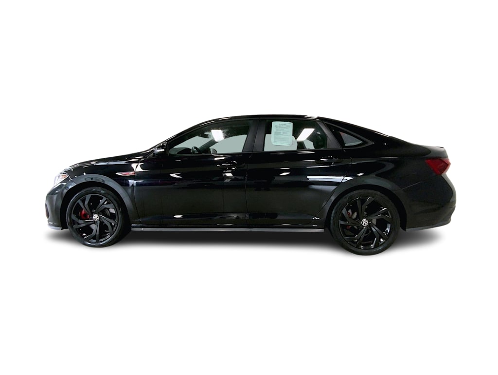 Thumbnail: 2024 Volkswagen Jetta - 3