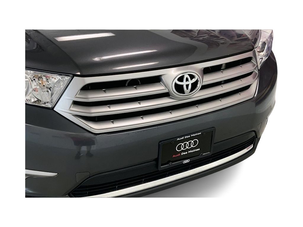 Thumbnail: 2011 Toyota Highlander - 29