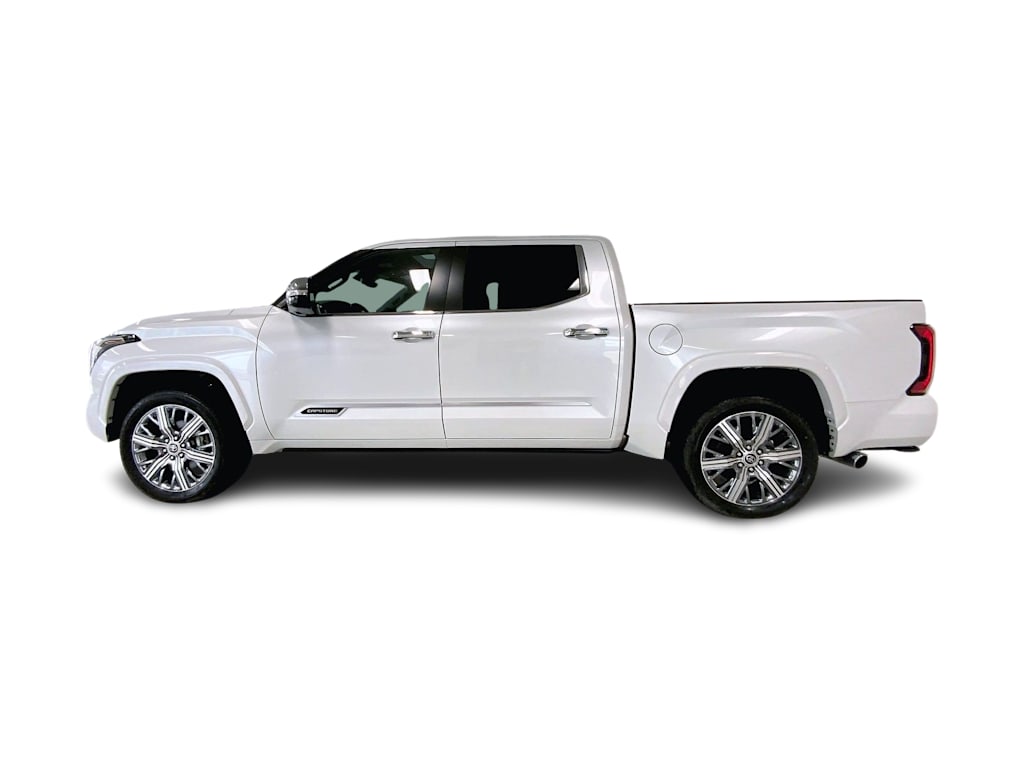 Thumbnail: 2024 Toyota Tundra - 3
