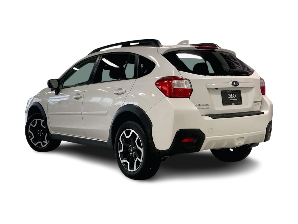 Thumbnail: 2017 Subaru Crosstrek - 4