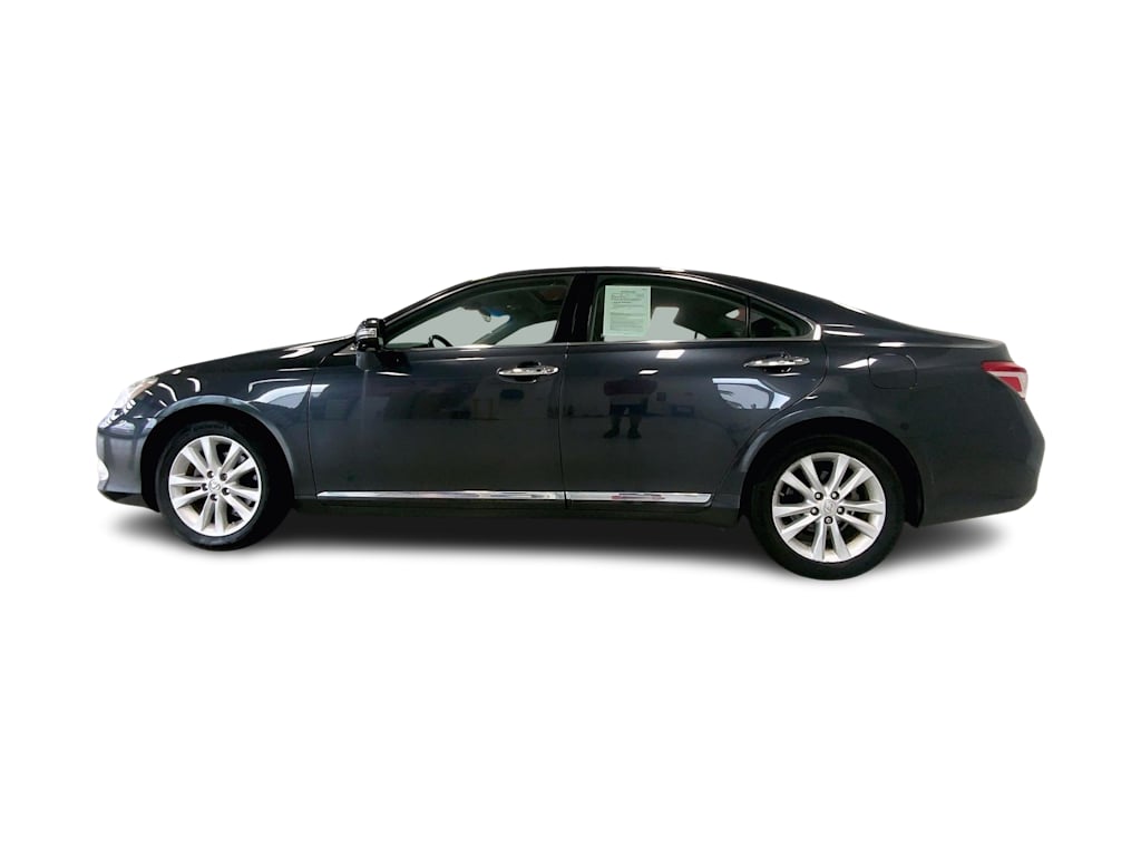 Thumbnail: 2011 Lexus ES - 3