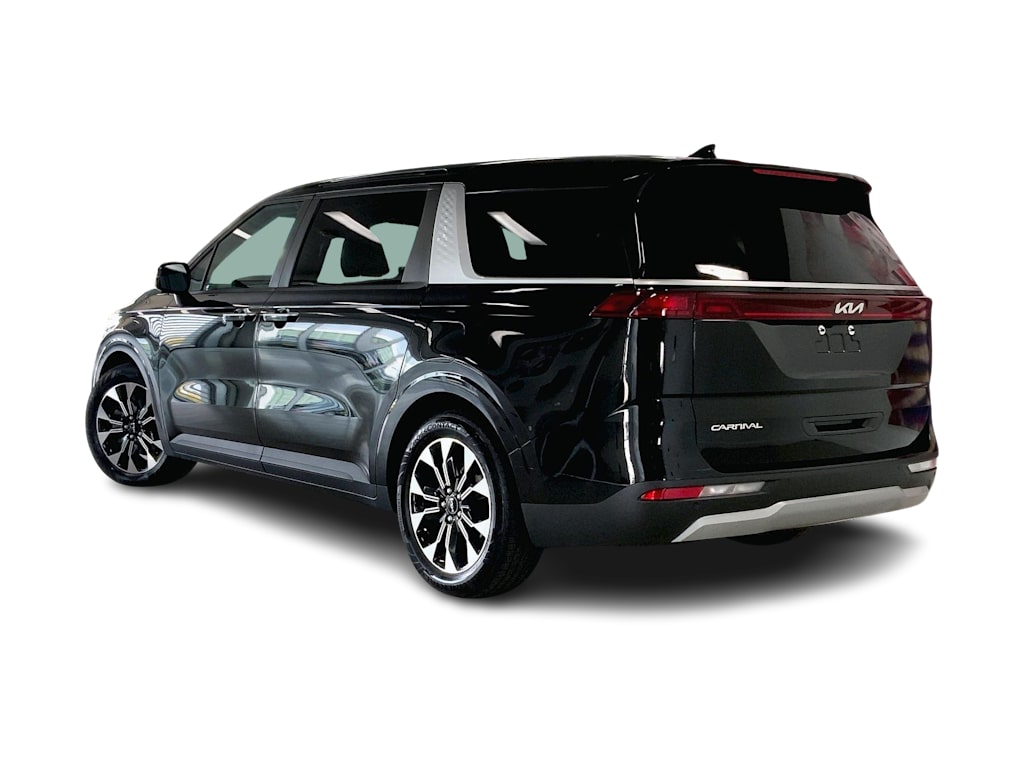 Thumbnail: 2023 Kia Carnival - 4