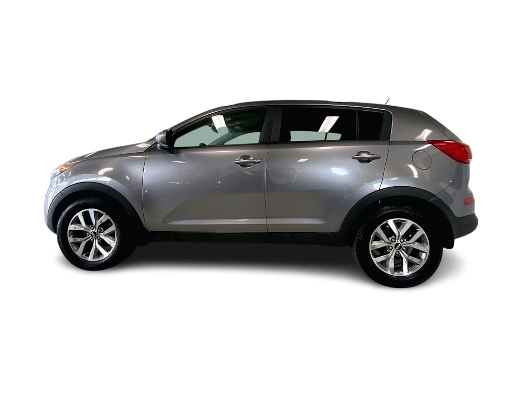 Thumbnail: 2015 Kia Sportage - 3