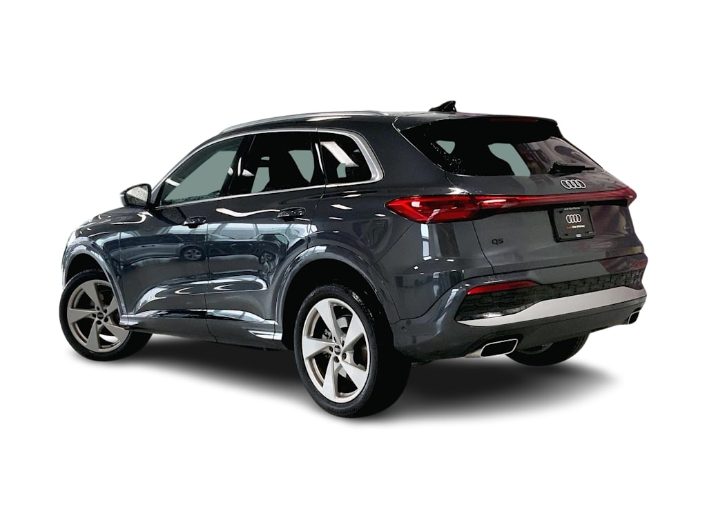 Thumbnail: 2025 Audi Q5 - 4