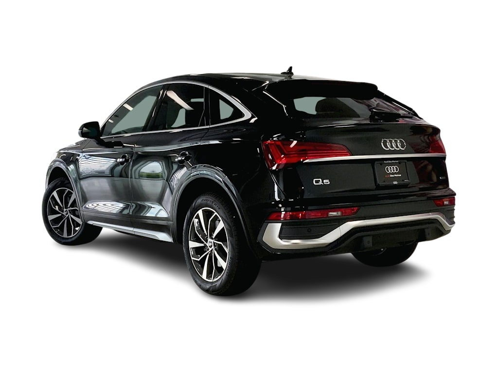 Thumbnail: 2022 Audi Q5 - 4