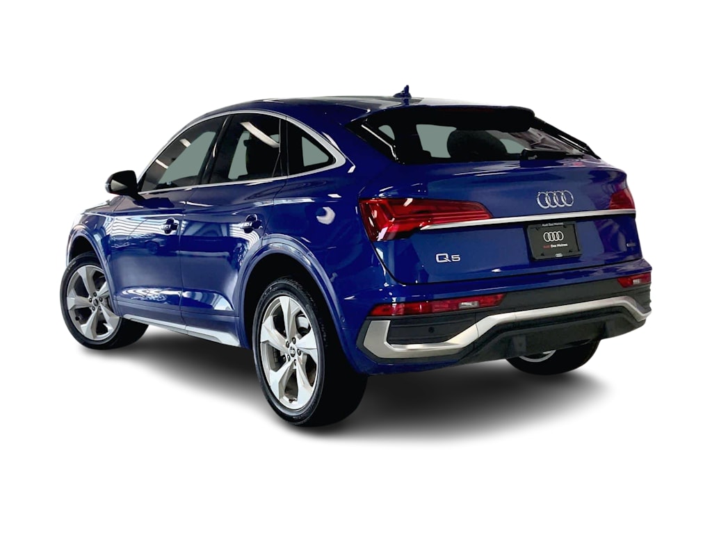 Thumbnail: 2023 Audi Q5 - 4
