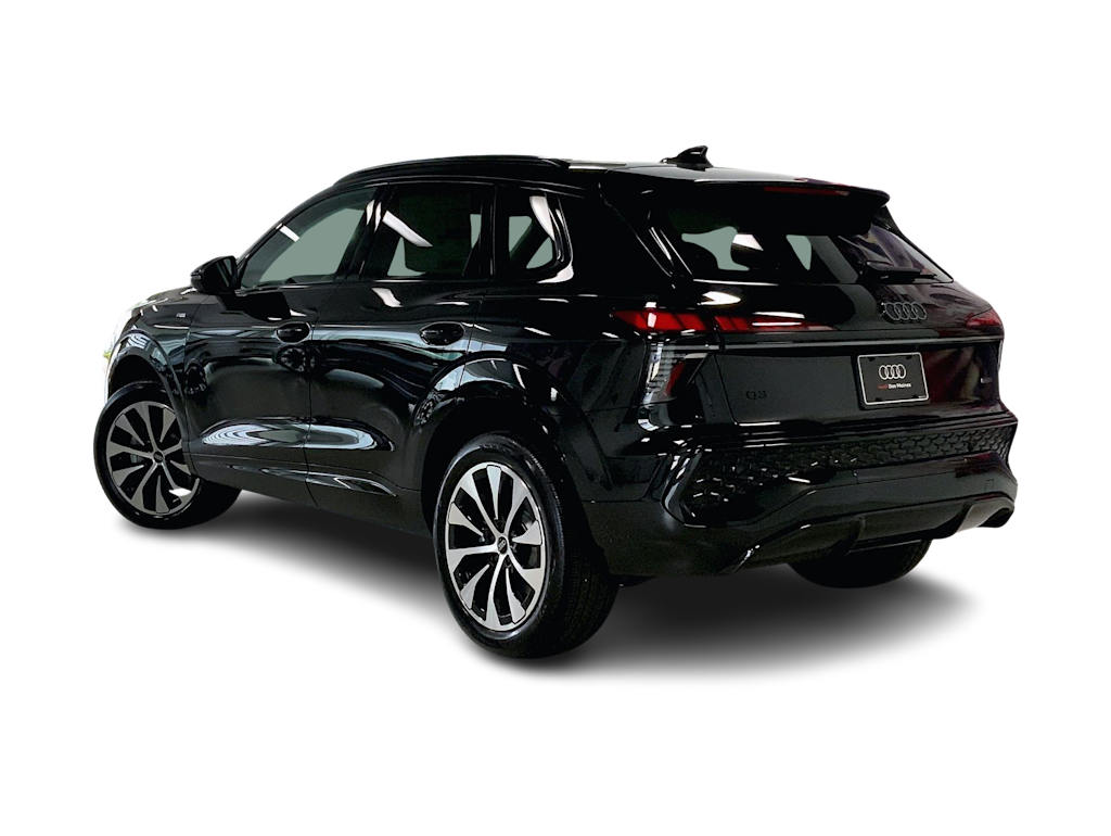 Thumbnail: 2026 Audi Q3 - 4