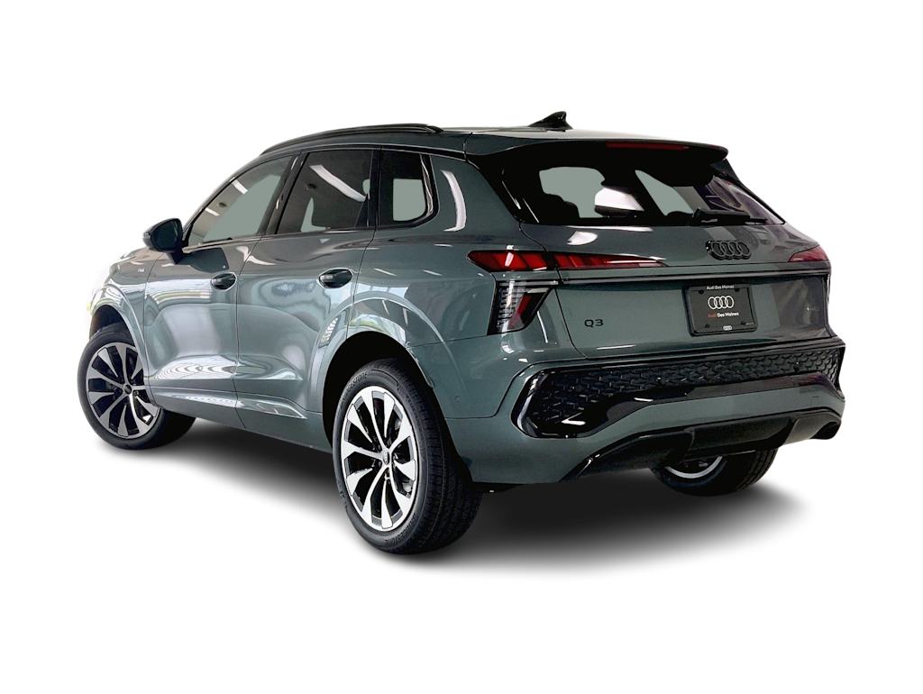 Thumbnail: 2026 Audi Q3 - 4