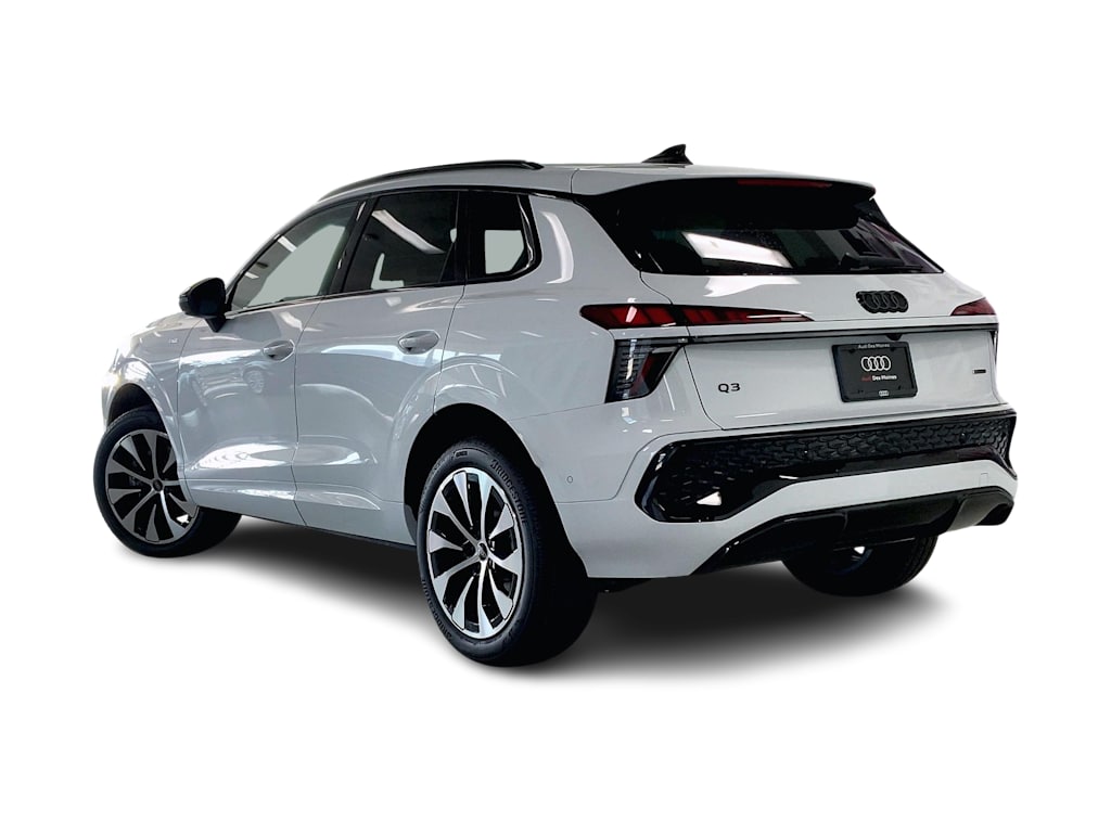 Thumbnail: 2026 Audi Q3 - 4