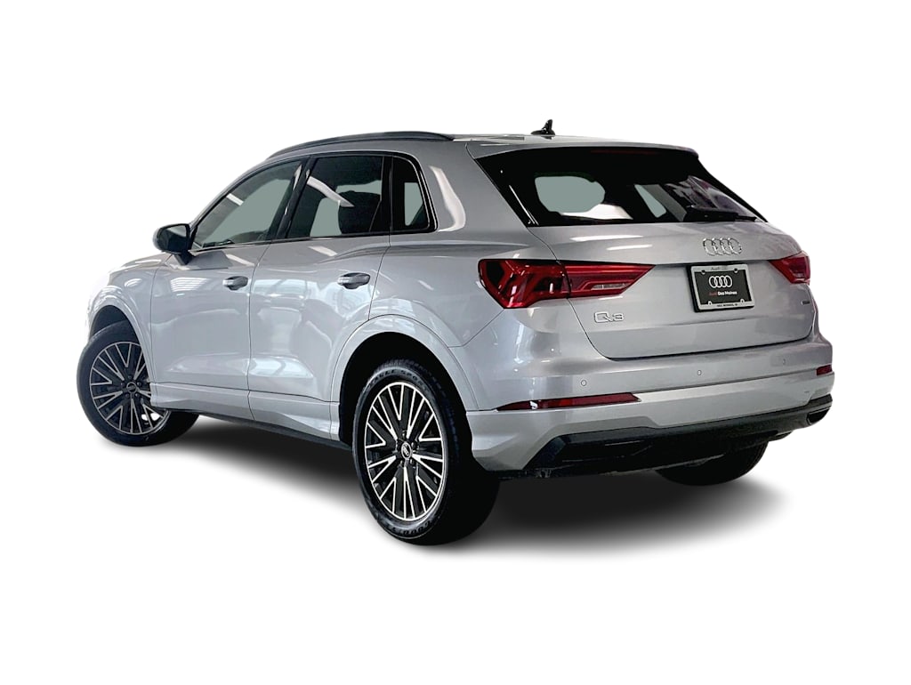 Thumbnail: 2023 Audi Q3 - 4