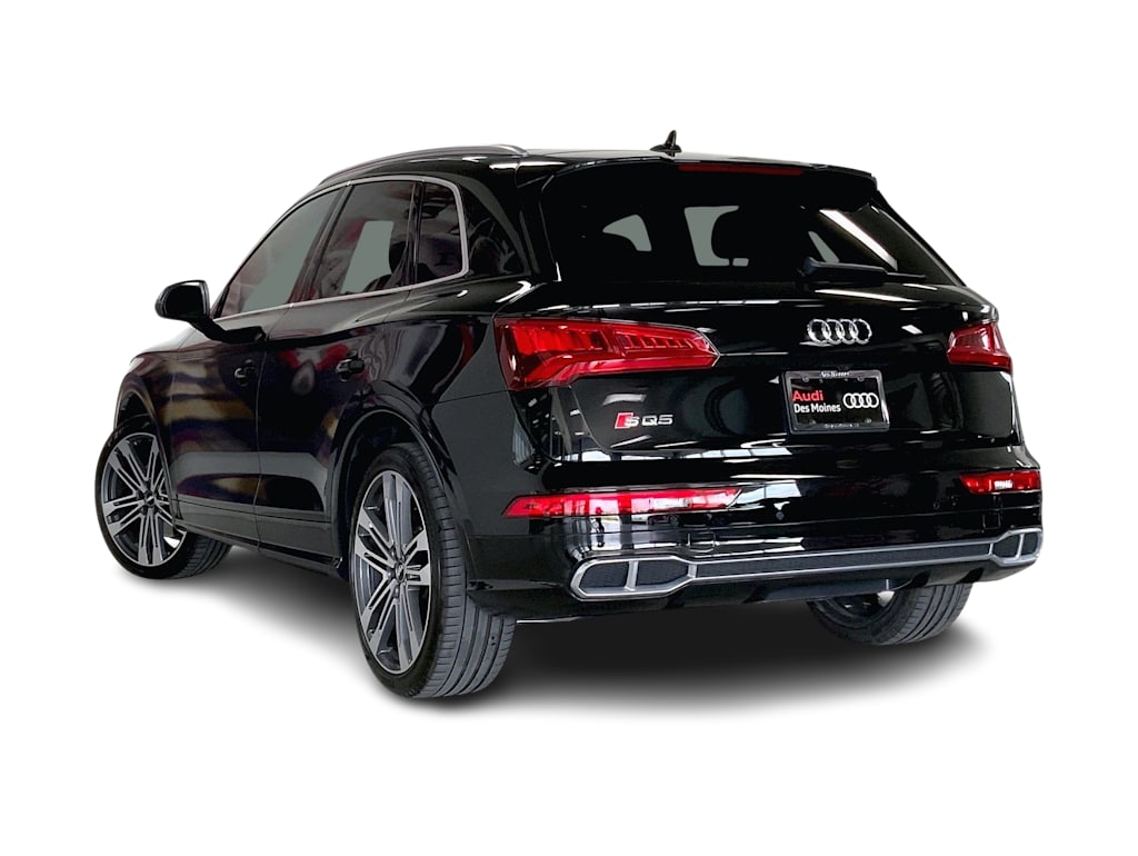 Thumbnail: 2020 Audi SQ5 - 4