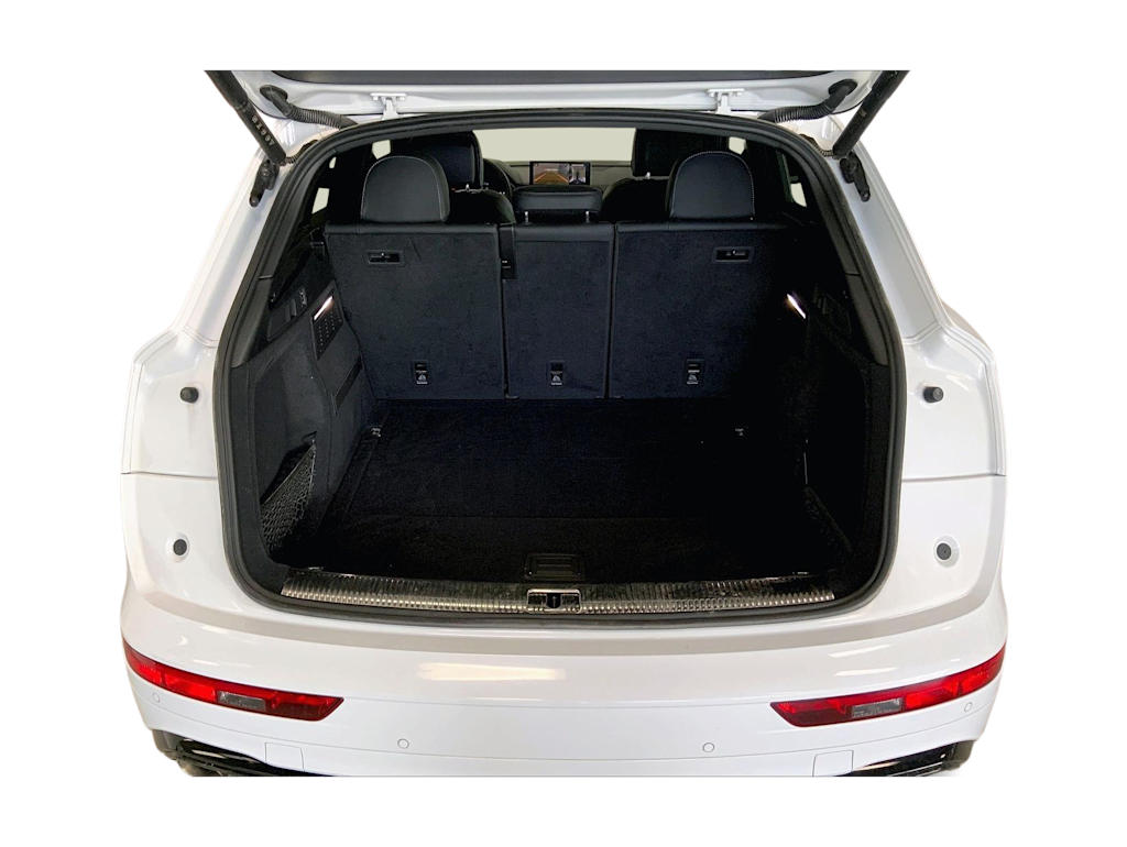 Thumbnail: 2025 Audi SQ5 - 19