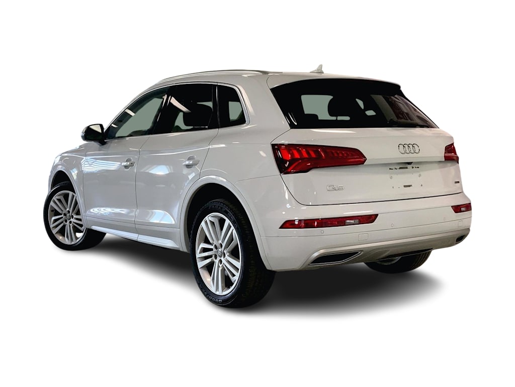 Thumbnail: 2020 Audi Q5 - 4