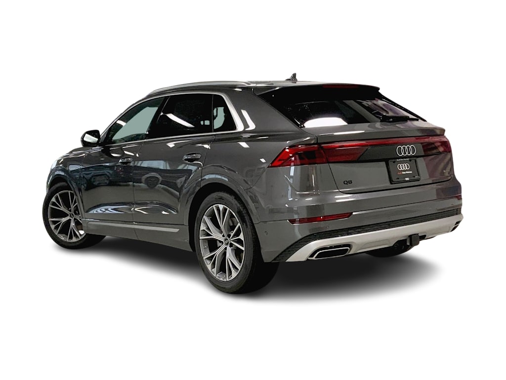 Thumbnail: 2026 Audi Q8 - 4