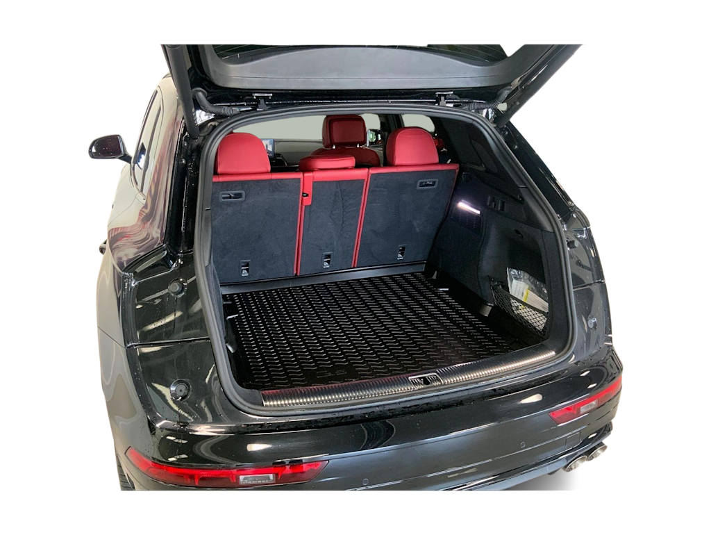 Thumbnail: 2024 Audi SQ5 - 16