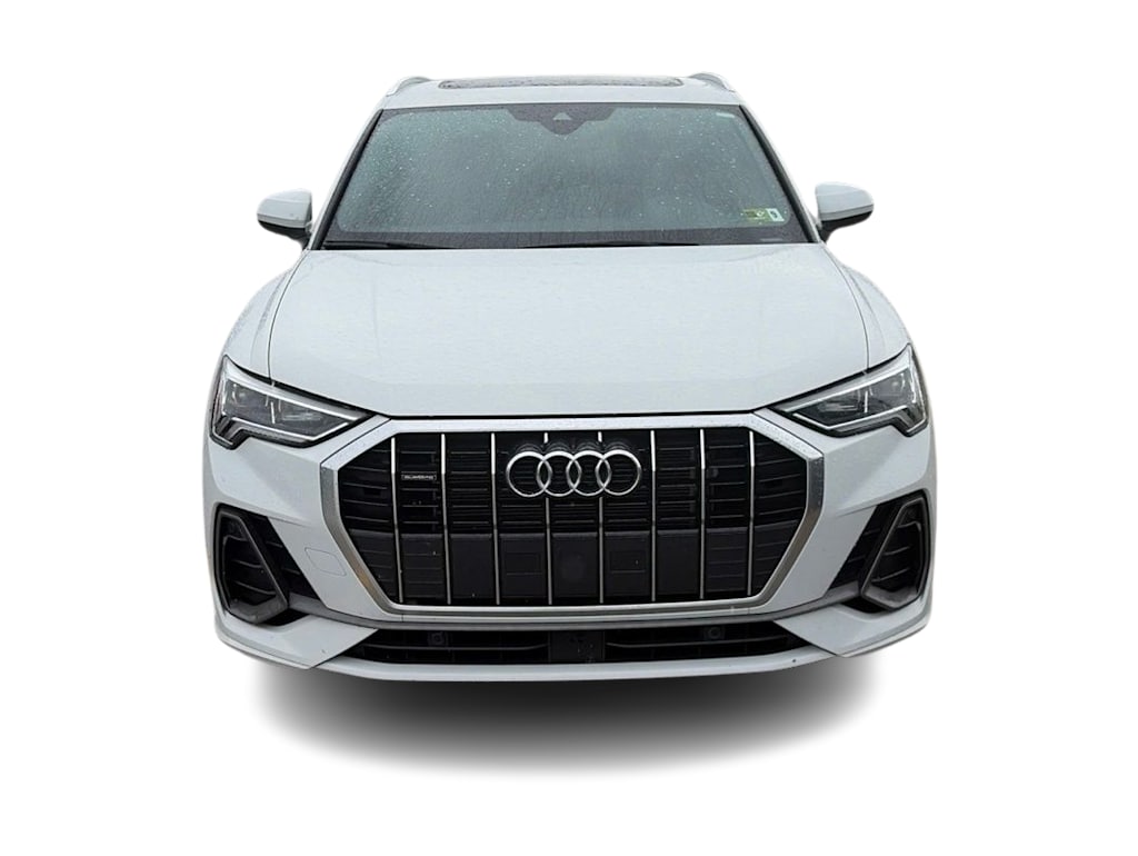 Thumbnail: 2023 Audi Q3 - 10
