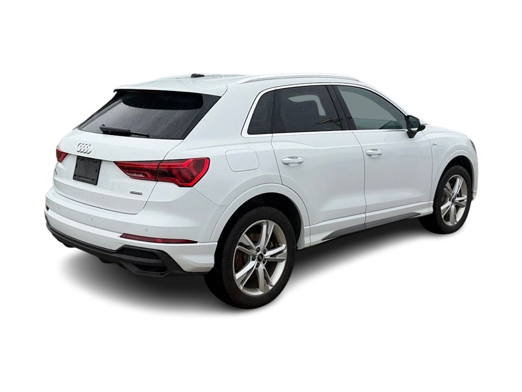 Thumbnail: 2023 Audi Q3 - 8