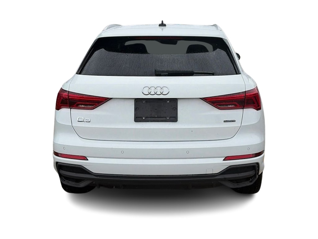 Thumbnail: 2023 Audi Q3 - 4