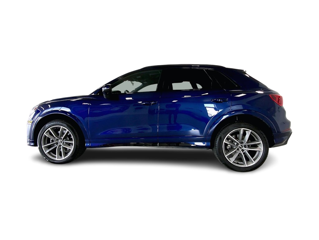 Thumbnail: 2025 Audi Q3 - 3