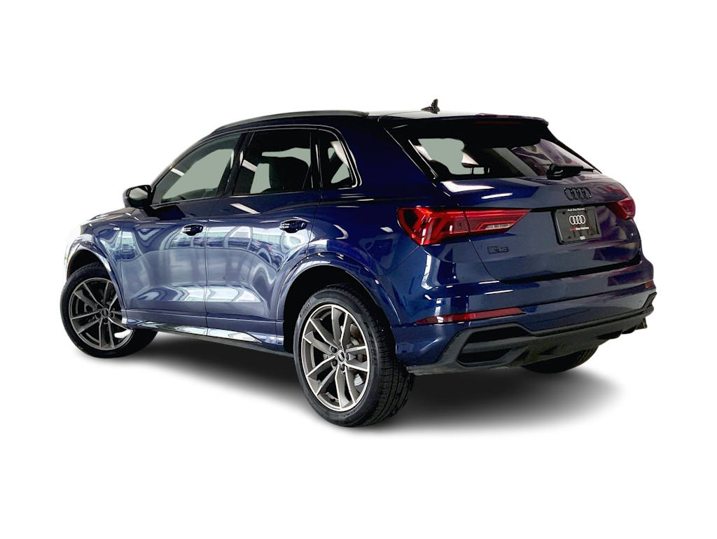 Thumbnail: 2025 Audi Q3 - 4