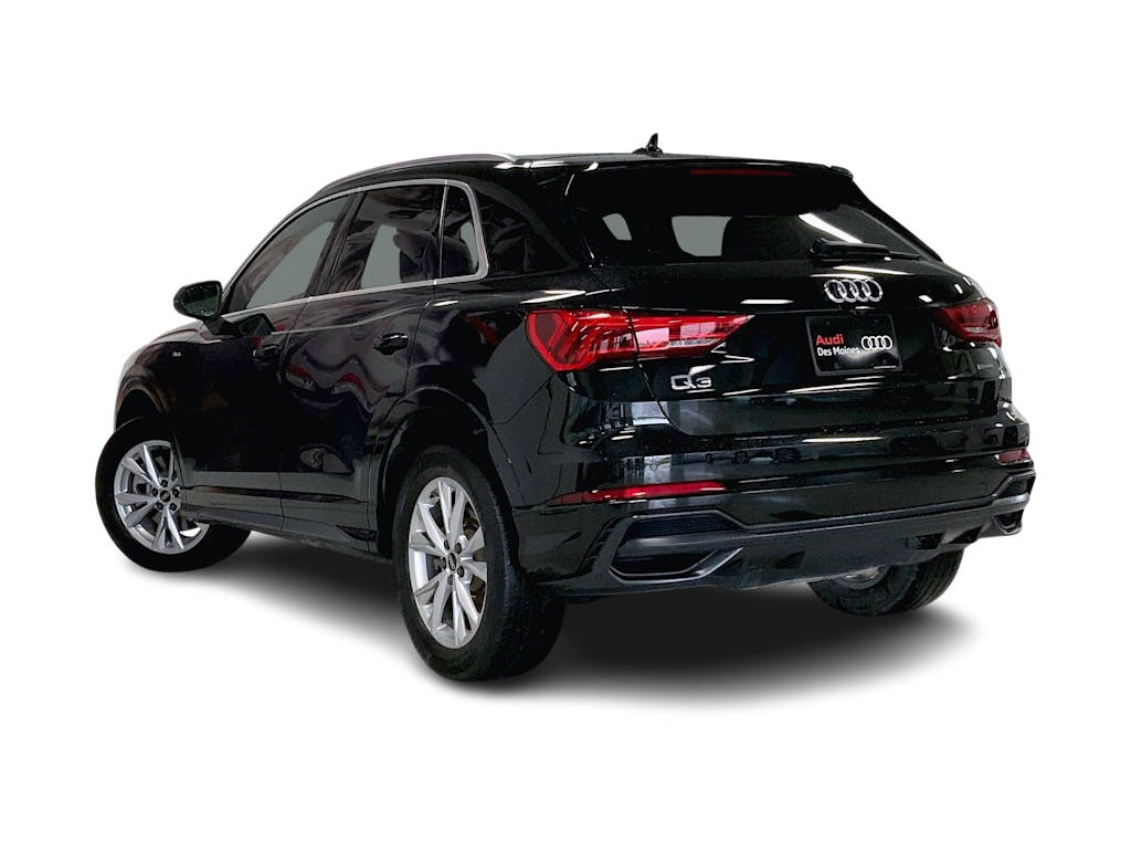 Thumbnail: 2022 Audi Q3 - 4
