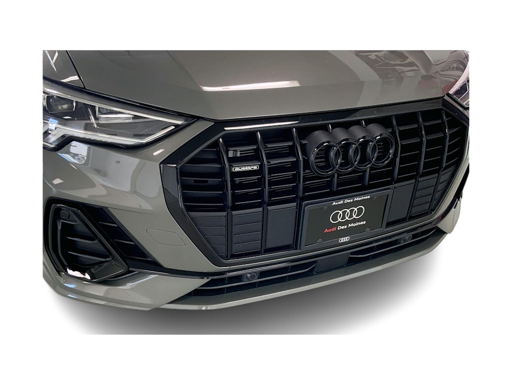 Thumbnail: 2025 Audi Q3 - 30