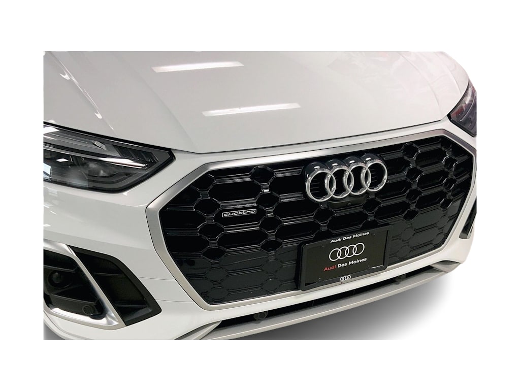 Thumbnail: 2023 Audi Q5 - 30