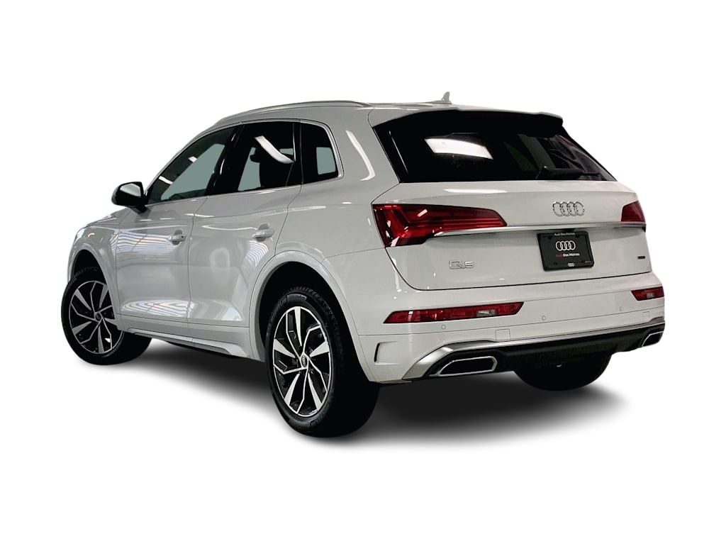 Thumbnail: 2023 Audi Q5 - 4